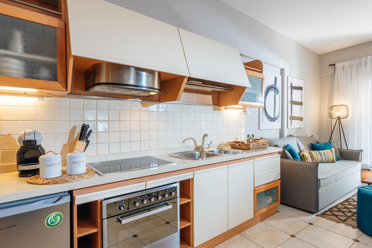 Creticum Suites Heraklion  Bagian luar foto