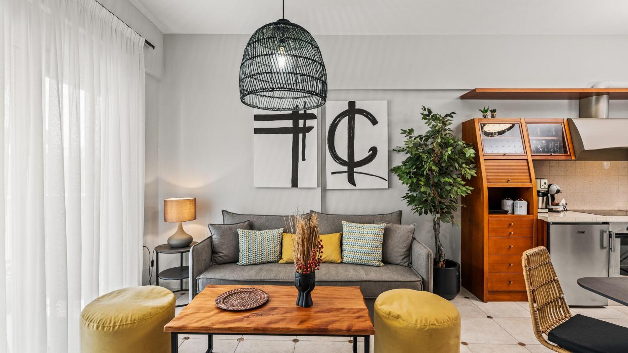 Creticum Suites Heraklion  Bagian luar foto